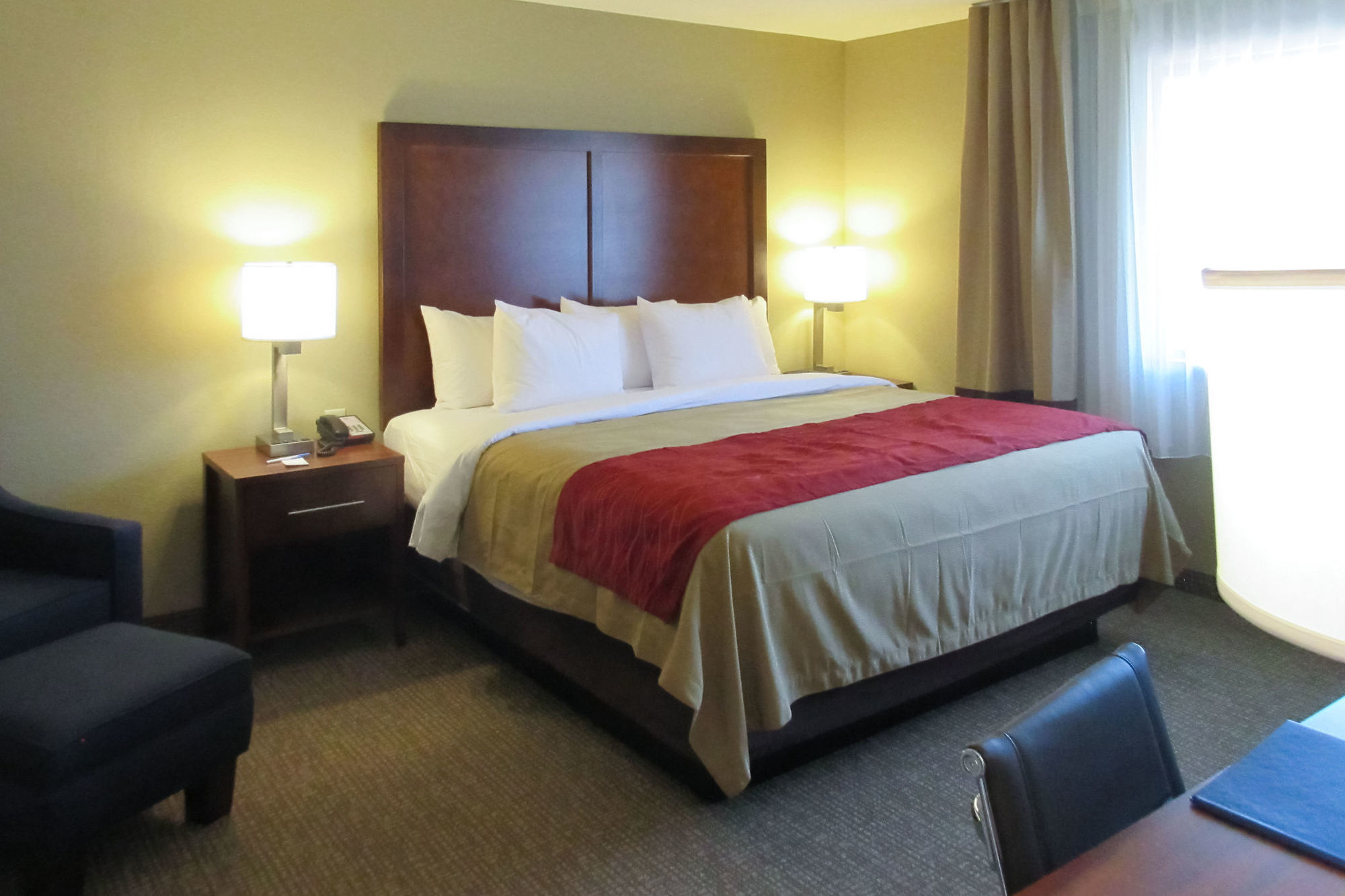Comfort Inn & Suites Rocklin - Roseville Bilik gambar